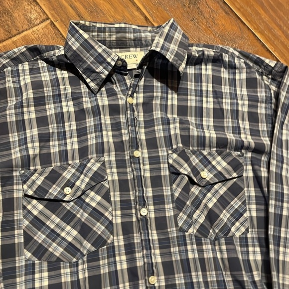 J Crew Shirt - Size Medium - Picture 7 of 9